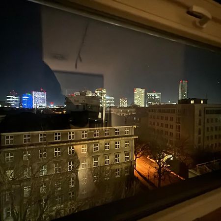 Main City Center - Luxury - Free Parking - City View Братислава Екстер'єр фото